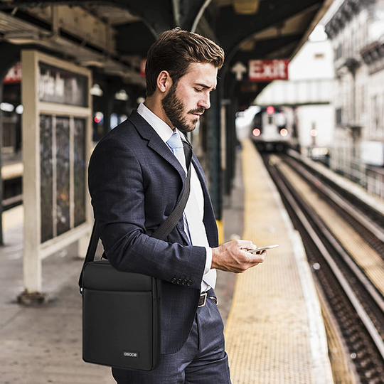 OSOCE Sling Bag Casual Daypack Chest Crossbody Shoulder Bag Lightweight for Women Men Travel Business Office School (Black)