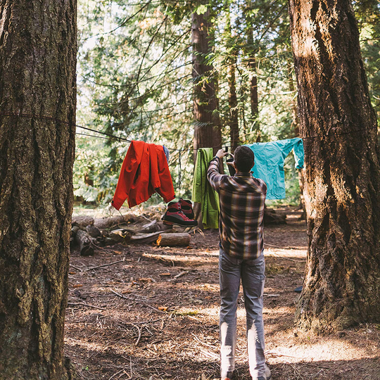 GEAR AID 325 Paracord and Carabiner, Utility Cord for Camping and Hiking