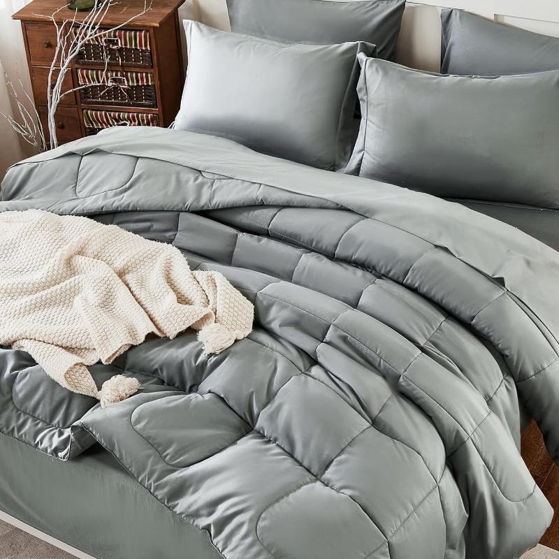 7 Piece Queen Comforter Bed In A Bag Set with Sheets