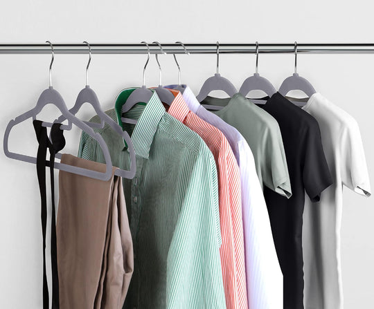 20-Pack Velvet Clothes Hangers – Non-Slip Use with Tie Bar – Heavy Duty Coat Hanger – 360° Rotatable Hook – Grey Finish