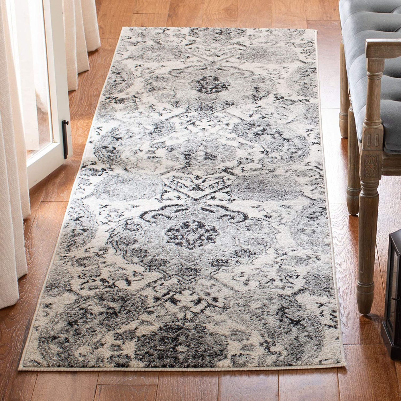 Safavieh Madison Collection MAD600D Boho Chic Glam Paisley Non-Shedding Stain Resistant Living Room Bedroom Runner, 2'3" x 8' , Cream / Silver