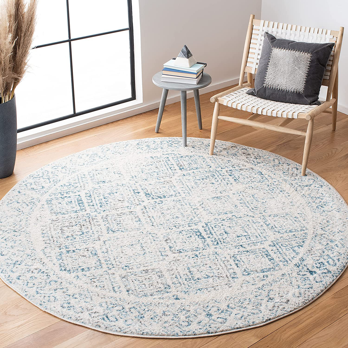 Safavieh Tulum Collection TUL264B Moroccan Boho Distressed Non-Shedding Dining Room Entryway Foyer Living Room Bedroom Area Rug, 5' x 5' Round, Ivory / Turquoise