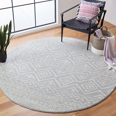 Safavieh Tulum Collection TUL267F Moroccan Boho Distressed Non-Shedding Dining Room Entryway Foyer Living Room Bedroom Area Rug, 5' x 5' Round, Light Grey / Ivory