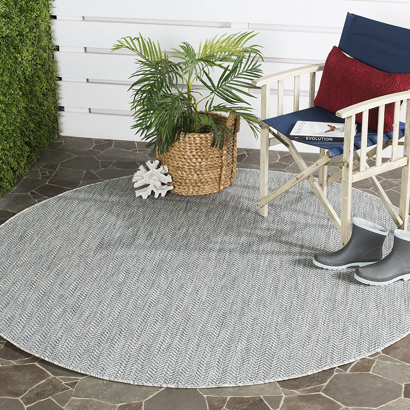 Safavieh Courtyard Collection CY8022 Indoor/ Outdoor Non-Shedding Easy Cleaning Patio Backyard Porch Deck Mudroom Area Rug, 5'3" x 5'3" Round, Grey / Navy