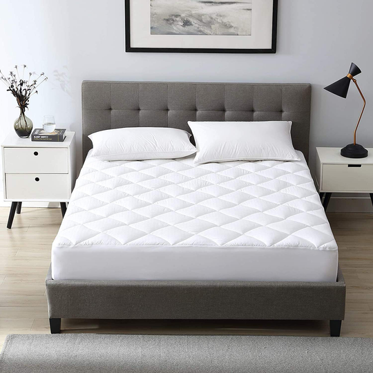 EcoMozz King Mattress Pad Stretches up to 8-21Inch Smooth Elastic Pocket(Without Noise) Premium Snow Alternative Fiber Fill Protection Pad