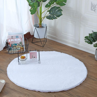 HLZHOU Soft Faux Rabbit Fur Chair Couch Cover Seat Pad Fluffy Bedside Area Rug for Bedroom Living Room or Nursery Floor Home Decoration (2 x 2 Feet, Round White)