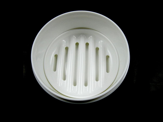 Portable Round Soap Case Airtight Container Soap Tray Traveling Accessory White