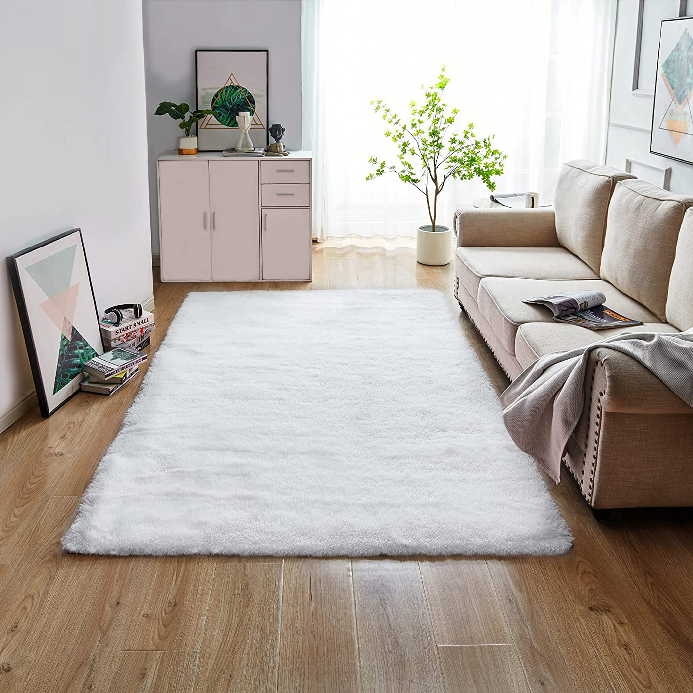 GKLUCKIN Shag Ultra Soft Area Rug, Fluffy 3'x5' White Plush Indoor Fuzzy Faux Fur Rugs Non-Skid Furry Carpet for Living Room Bedroom Nursery Kids Playroom Decor