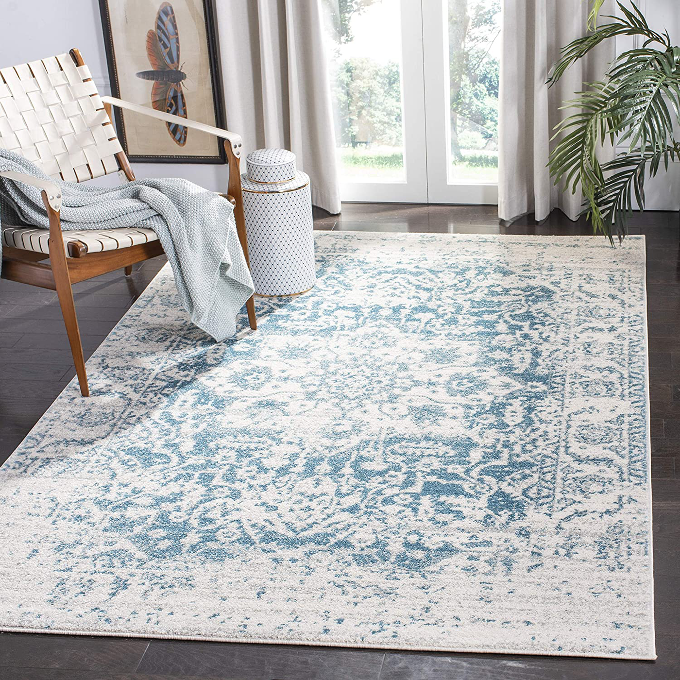 Safavieh Madison Collection MAD603J Oriental Snowflake Medallion Distressed Non-Shedding Living Room Bedroom Area Rug, 5'3" x 5'3" Square, Teal / Ivory