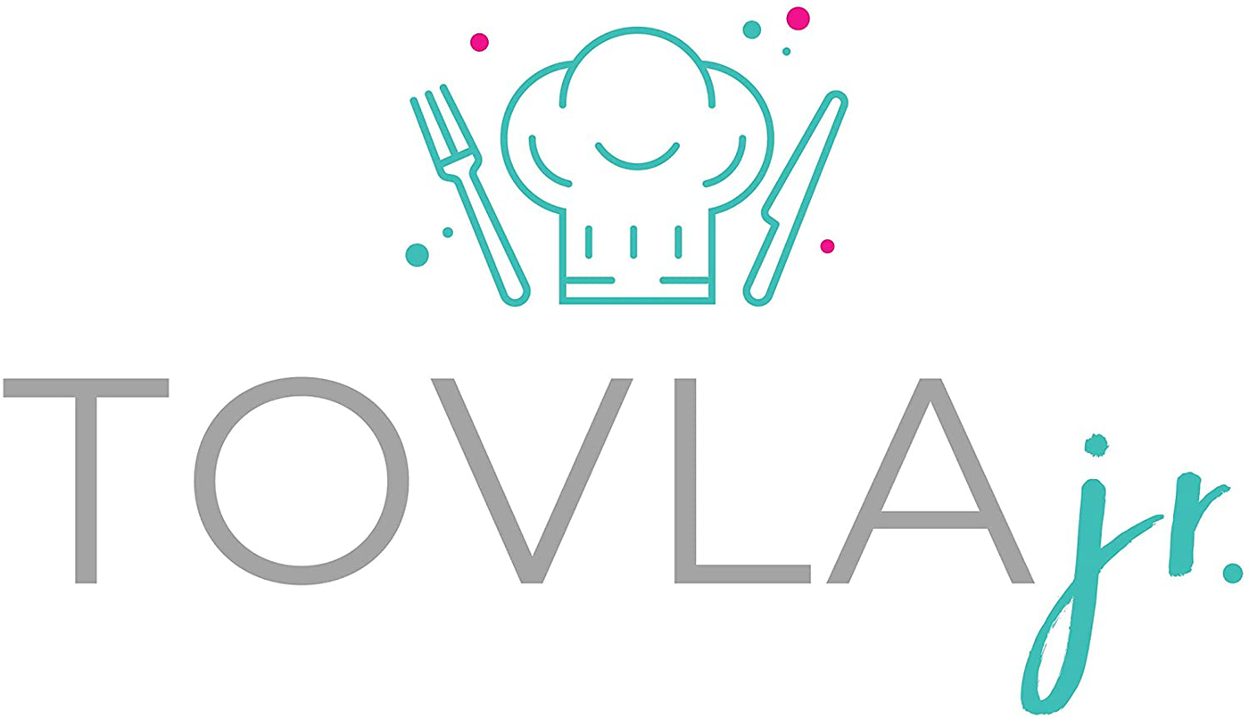 Tovla Jr. Knives for Kids 3-Piece Nylon Kitchen Baking Knife Set: Children's Cooking Knives in 3 Sizes & Colors/Firm Grip, Serrated Edges, BPA-Free Kids' Knives (colors vary for each size knife)