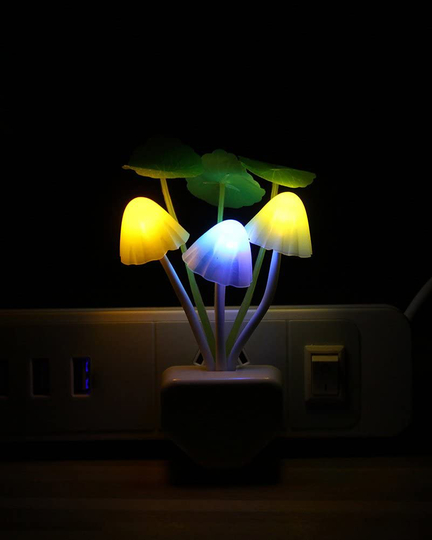 Sensor Led Night Light, Color Changing Plug-in LED Mushroom Dream Bed Lamp