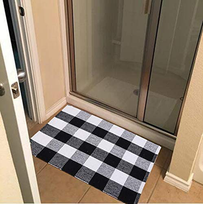 Hauswahl Cotton Buffalo Plaid Rugs, Buffalo Check Rug, Checkered Plaid Rug, Check Plaid Area Rug for Layered Door Mats/Kitchen/Bathroom/Laundry Room (23.6" x 51.2", Black/White Plaid)