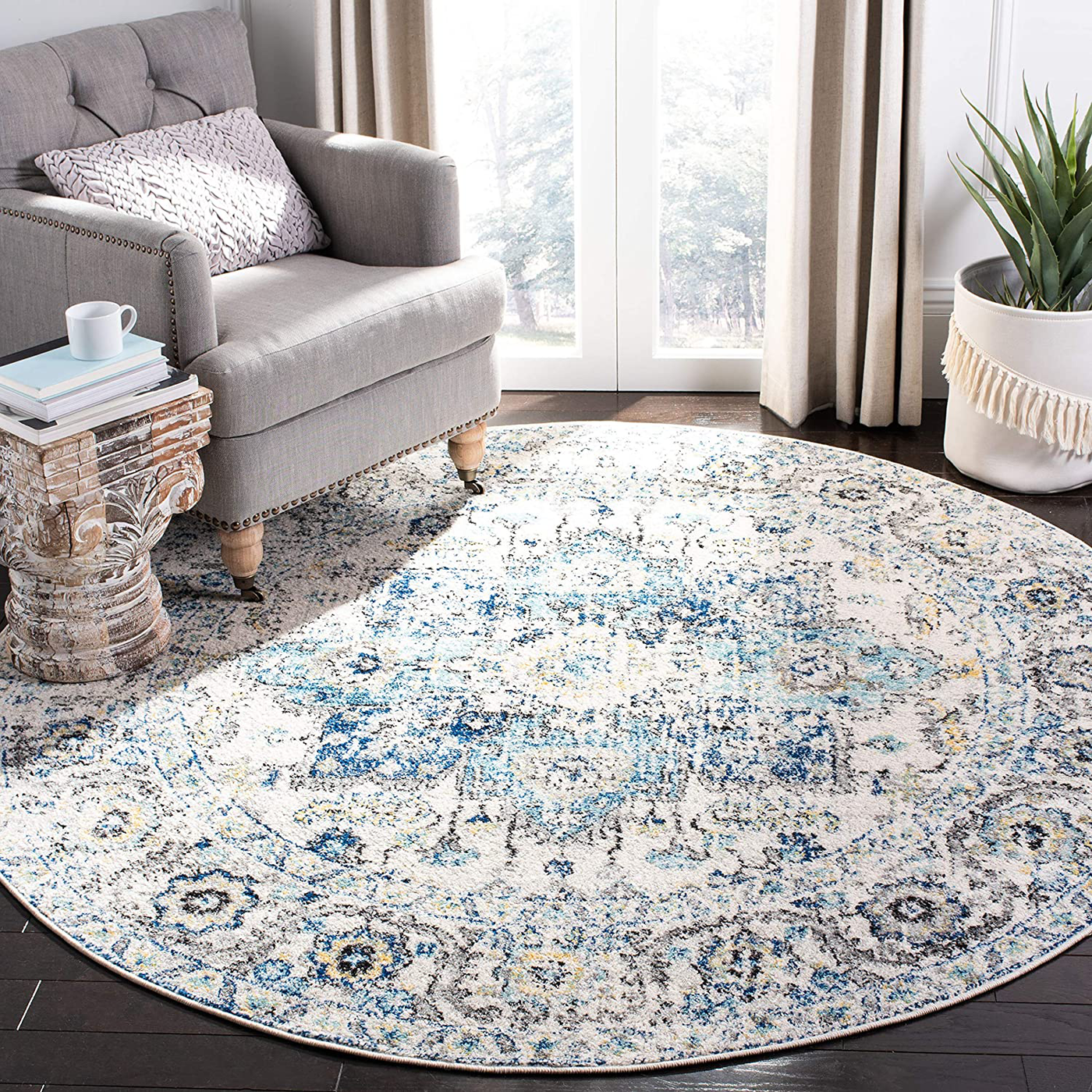 Safavieh Madison Collection MAD603K Oriental Snowflake Medallion Distressed Non-Shedding Stain Resistant Living Room Bedroom Area Rug, 4' x 4' Round, Turquoise / Ivory