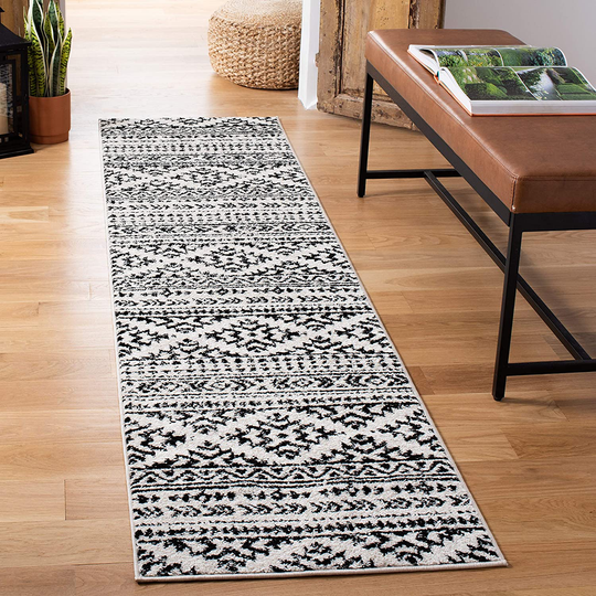 Safavieh Tulum Collection TUL272B Moroccan Boho Tribal Non-Shedding Stain Resistant Living Room Bedroom Runner, 2' x 19' , Ivory / Black