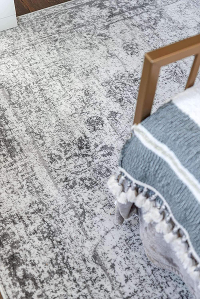 Unique Loom Sofia Collection Area Traditional Vintage Rug, French Inspired Perfect for All Home Décor, 6' 0 x 9' 0 Rectangular, Black/Ivory