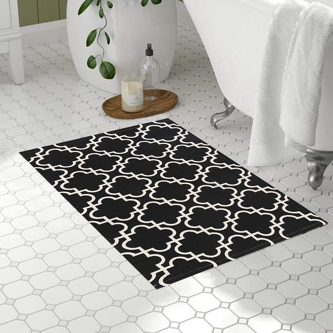 Sungea Moroccan Area Rug, Geometric Quatrefoil Small Cotton Throw Rug Front Porch Layered Outdoor Woven Shoes Off Doormat Indoor Mat Entryway Kitchen (2 x 3 ft, Black)