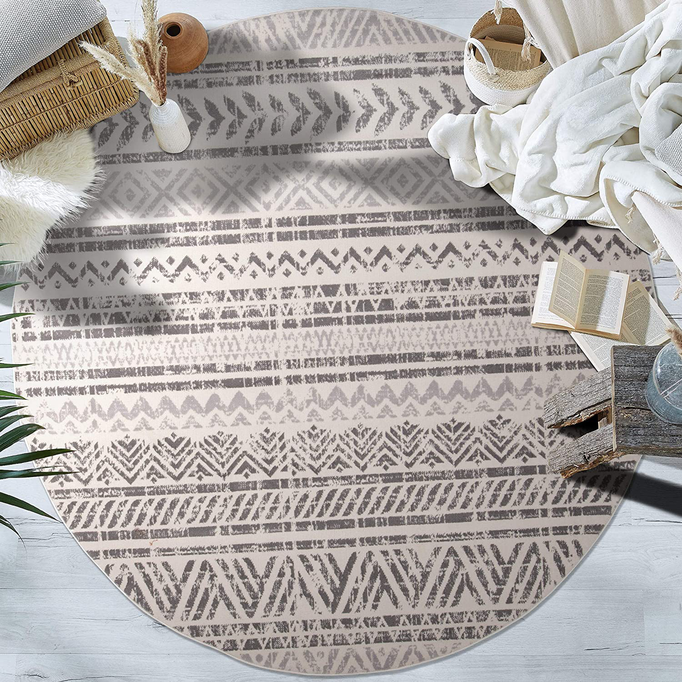 Rugshop Geometric Bohemian Design Round Rug 6' 6" (6' 6" Diameter) Gray