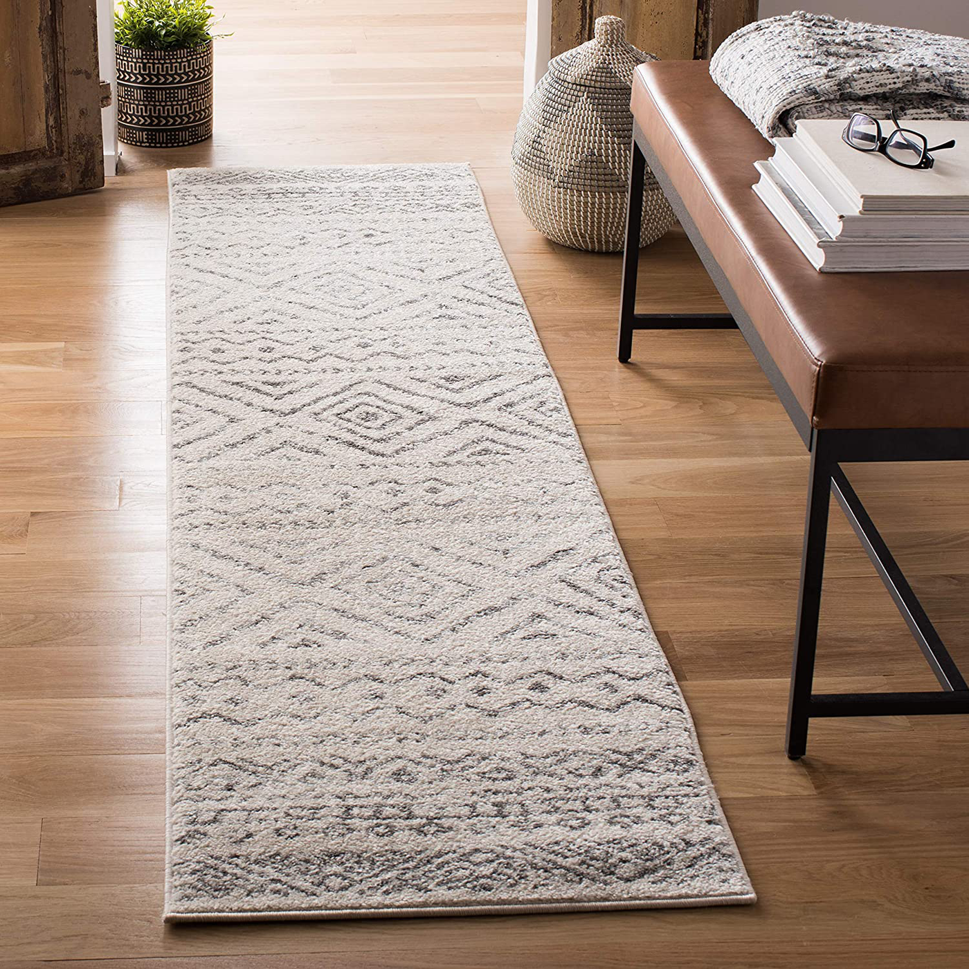 Safavieh Tulum Collection TUL267A Moroccan Boho Distressed Non-Shedding Stain Resistant Living Room Bedroom Runner, 2' x 17' , Ivory / Grey