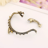 Retro Dragon Ear Stud Vintage Gothic Punk Temptation Metal Dragon Climbers Crawler Jacket Earring Right Ear Fashion Animal Stud Earring for Women Girl Gift Party Halloween Jewelry