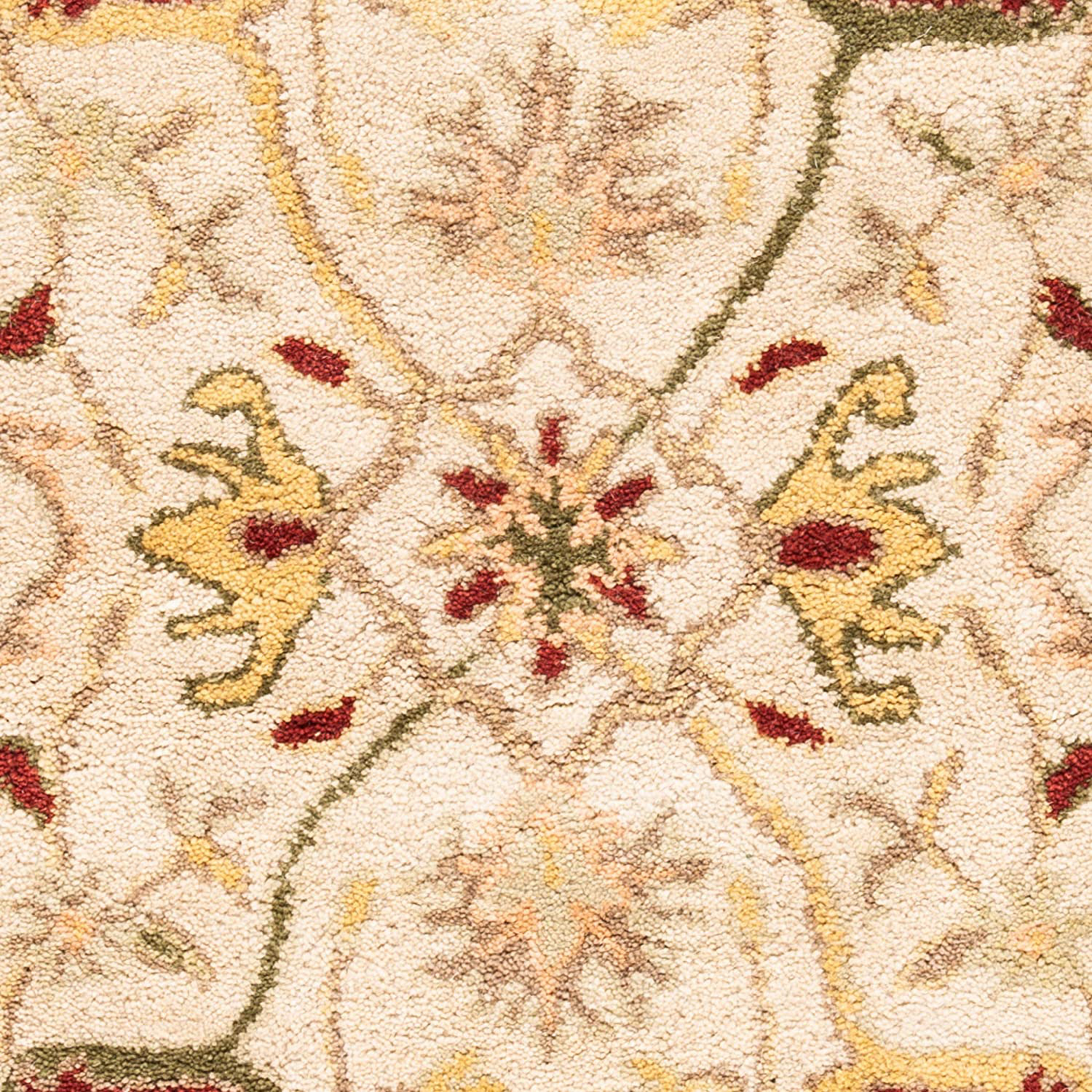 Safavieh Antiquity Collection AT14A Handmade Traditional Oriental Premium Wool Accent Rug, 2'3" x 4', Ivory