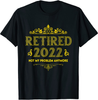 Retired 2022 Funny Retirement Humor Gifts For Men & Women T-Shirt