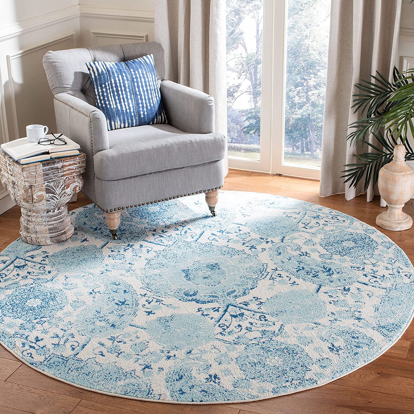 Safavieh Madison Collection MAD600E Boho Chic Glam Paisley Non-Shedding Stain Resistant Living Room Bedroom Area Rug, 4' x 4' Round, Cream / Turquoise