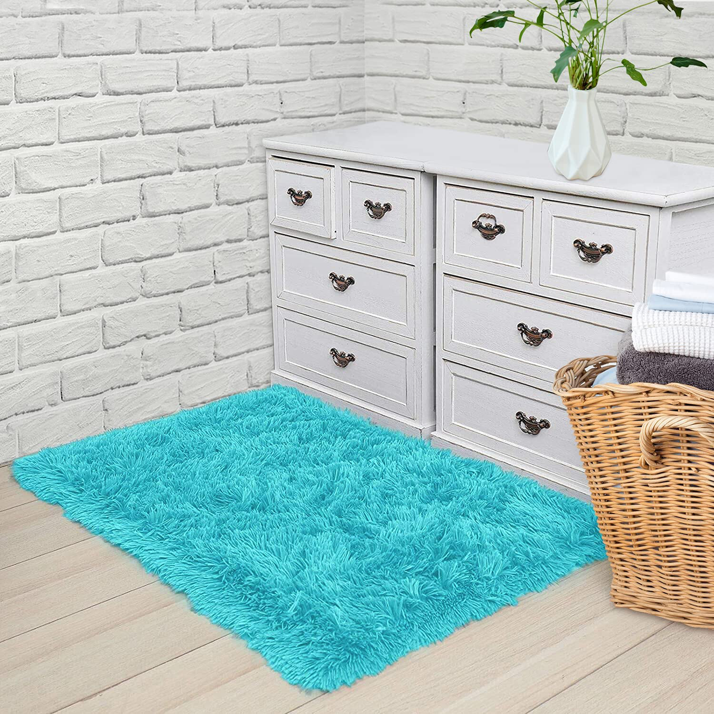 WETOWE Super Soft Fluffy Shag Area Rugs for Living Room, 2x3 Feet, Blue Shaggy Floor Carpet for Bedroom, Modern Indoor Fuzzy Plush Area Rugs for Girls Boys Nursery Room Dorm Decor