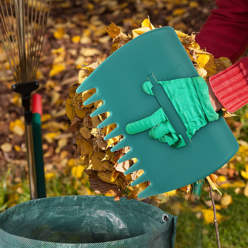 4 Piece Yard Clean Up Set - 2 Pack Lawn Claws and 2 32 Gallon Reusable Leaf Bags