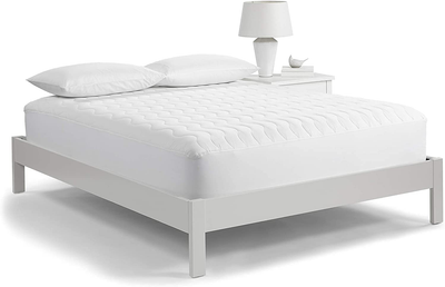 Serta Perfect Sleeper Basic Comfort Mattress Pad, Air Dry Moisture Wicking, Microfiber Fill, Scotchgard Stain Release, Antimicrobial Odor Protection, Cooling, Queen, White