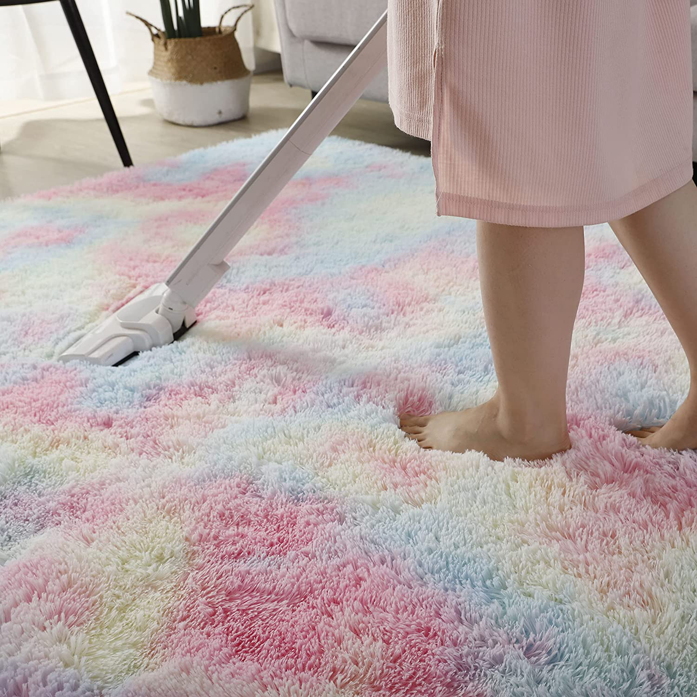 GKLUCKIN Shag Ultra Soft Area Rug, Non-Skid Fluffy 6'X9' Tie-Dyed Light Grey Fuzzy Indoor Large Faux Fur Rugs for Living Room Bedroom Nursery Decor Furry Carpet Kids Playroom