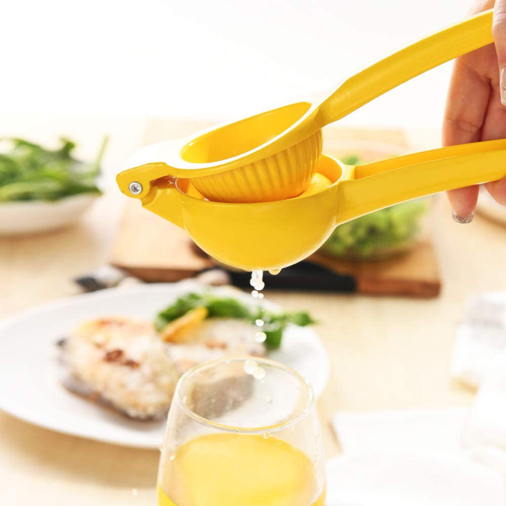 Manual Juicer Citrus Lemon Squeezer,Fruit Juicer Lime Press Metal,Professional Hand Juicer Kitchen Tool(yellow）