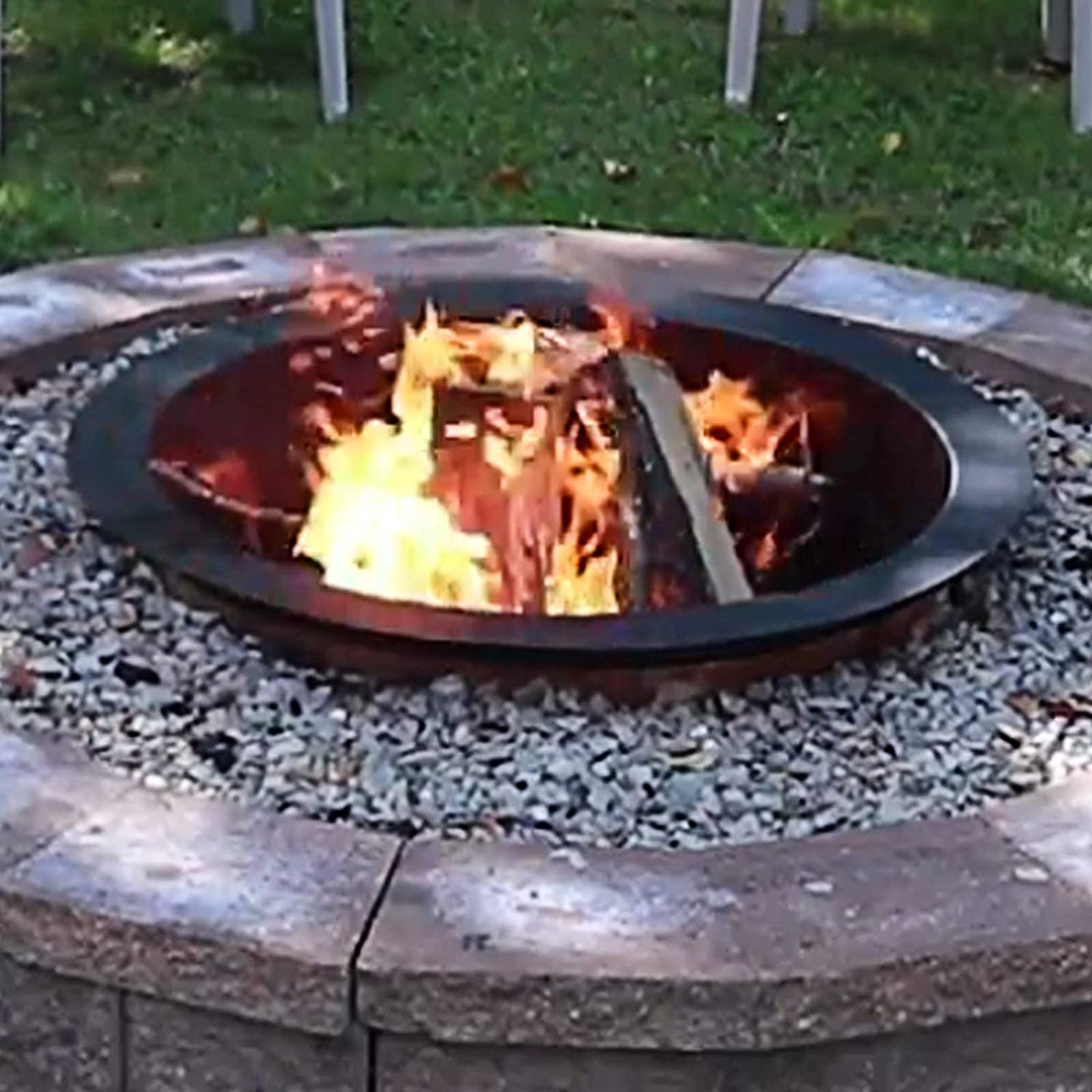 VBENLEM Fire Pit Ring 45-Inch Outer/39-Inch Inner Diameter, 3.0mm Thick Heavy Duty Solid Steel, Fire Pit Liner DIY Campfire Ring Above or In-Ground for Outdoor