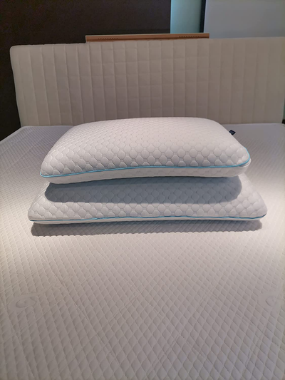 bedreamy Memory Foam Pillow with Bamboo Cover, Soothing and Cooling Mattress Topper Ventilated Design Soft Flocking Pillow (Standard)