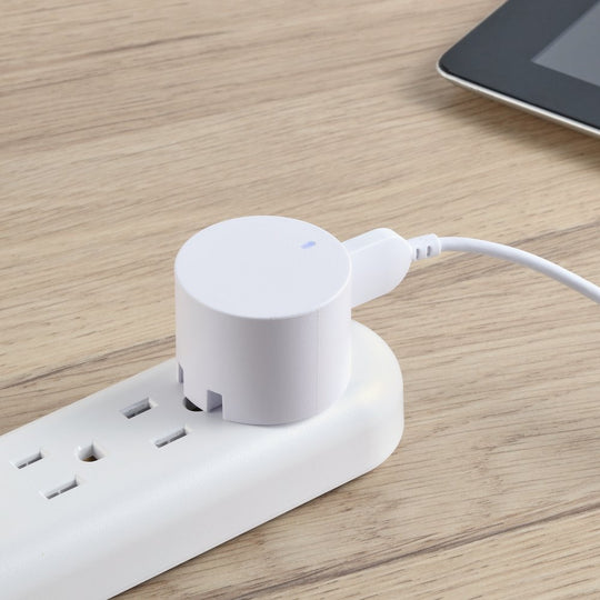  2.4A USB Wall Charger with Foldable Plug-White, for Iphone, Ipad and Android Smartphones