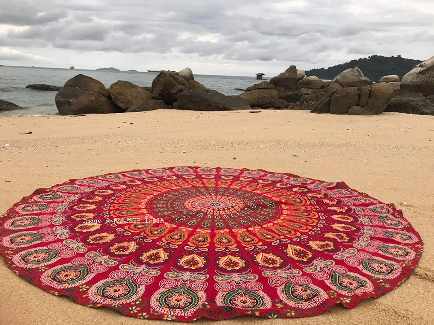 Round Beach Tapestry