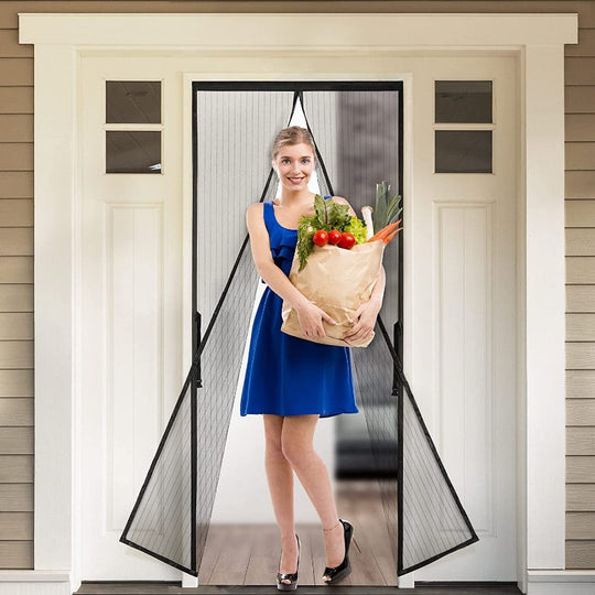 Magnetic Screen Door Heavy-Duty Reinforced Hands-Free Mesh Curtain, Pet-Friendly, Keeps Out Bugs