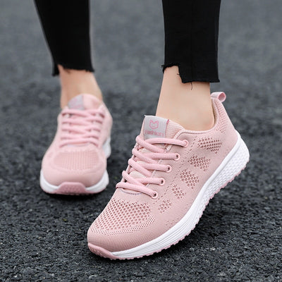 Woman's Lightweight Lace-Up Mesh Breathable Running Shoes