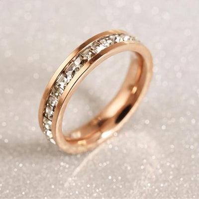 Women's 925 Sterling Silver Crystal Embedded Fashion Ring