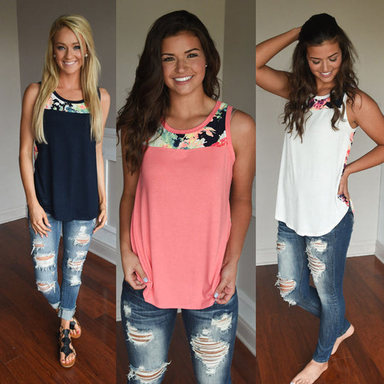 Women's Sleeveless O-Neck Floral Printed Shirt